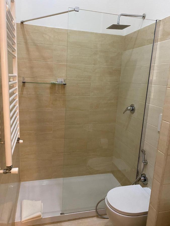 Rent Rooms Saint Peter โรม ภายนอก รูปภาพ
